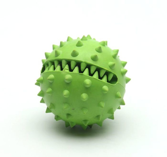 Green Cleaning 7cm Rubber Dog Ball Pet Dog Treat Chew Toys With No Teeth