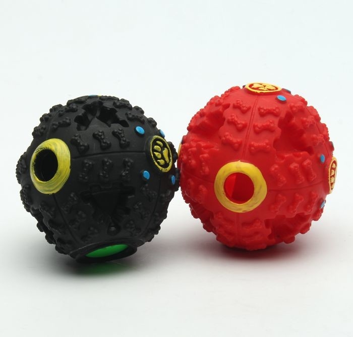 Non toxic pet toy treat ball vinyl pet treat ball for sale china