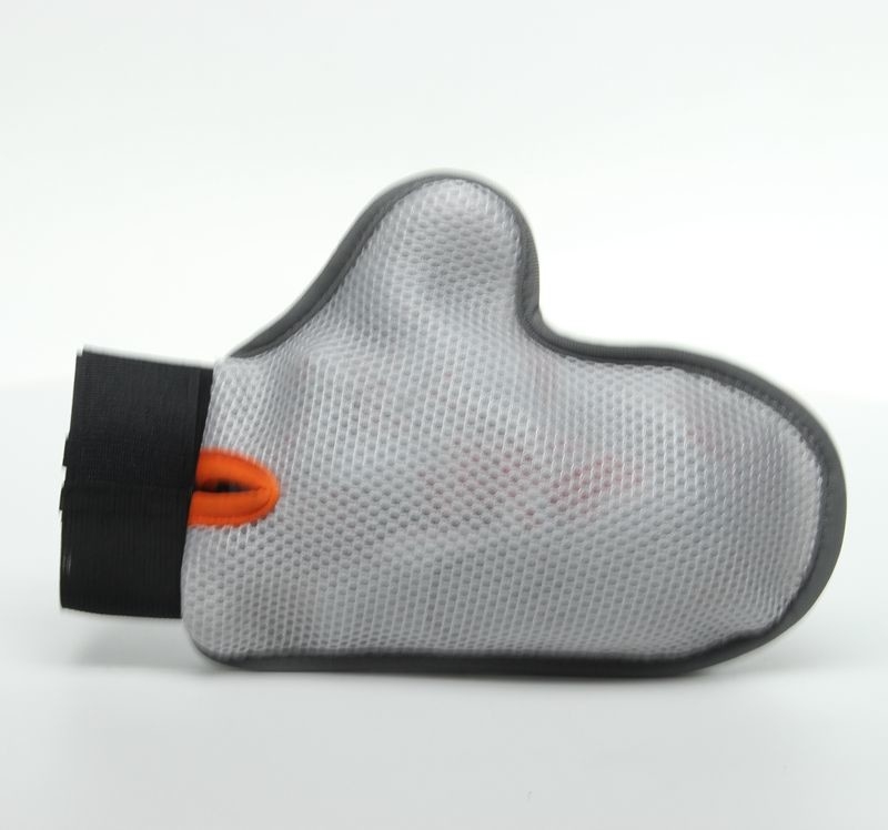 Eco - Friendly Pet Grooming Glove PVC And Mesh Cloth  Material Easy Cleaning